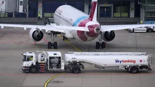 You Really Should Book Your Holiday Flights Right Now