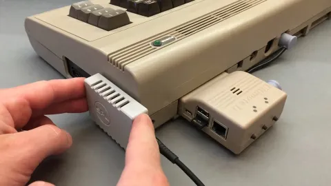 Tiny C64 PSU Rejects Tradition, Embraces USB