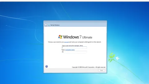 Get That Windows 7 Feel In An OS That Still Gets Updates