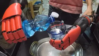 Building a Cheap, Dexterous Robot Hand