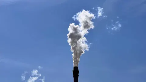 Amazon plans gigantic gas power plant for new AI data center