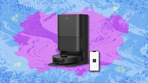 Dreames L40s Ultra CE robot vacuum and mop has dropped below $400 at Amazon