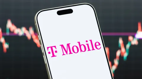T-Mobile down: Why SOS mode is showing up on your phone