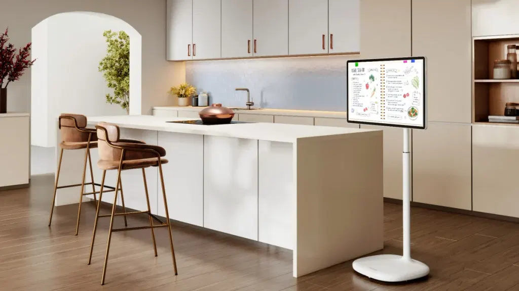 Hisense built a giant 32-inch touchscreen that follows you into every room — where to buy