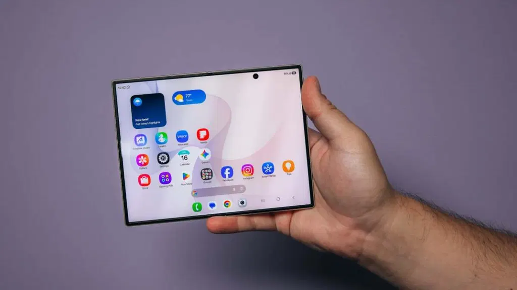 Amazon has the Samsung Galaxy Z Fold8 on sale for $250 off
