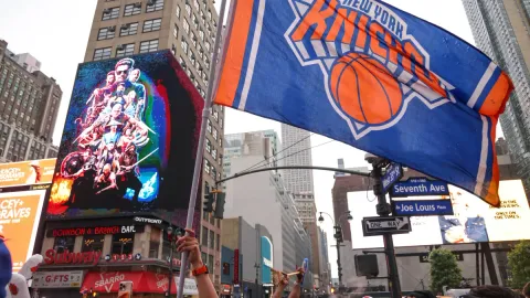 The Knicks have taken over New York City — and the internet