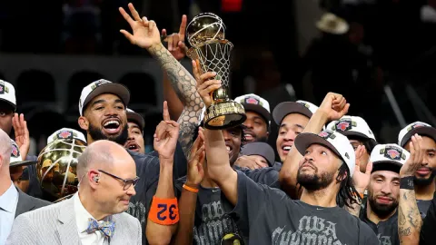 Social media reacts to Knicks storybook NBA Finals win