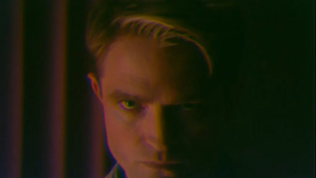 Primetime review: Robert Pattinson makes Chris Hansen a scary clown