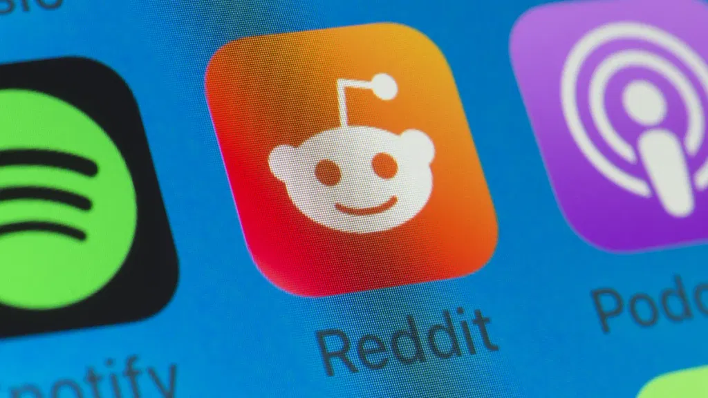 Reddit is ending RSS feeds — with no replacement. You can blame AI bots.