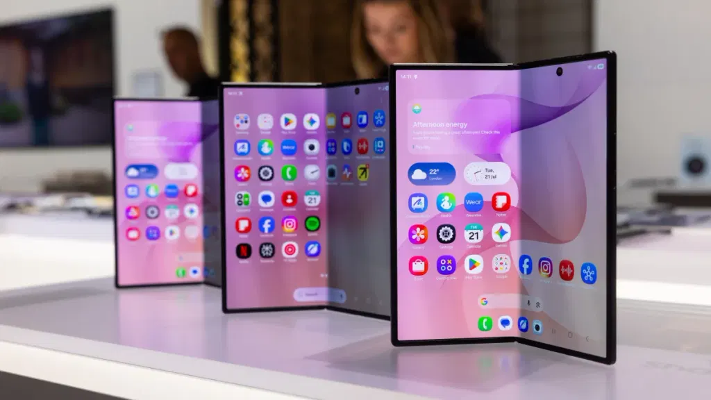 Ookla shares Android foldable benchmarks as iPhone Duo looms