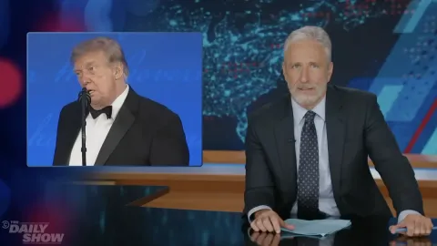 Jon Stewart has the perfect response to Trumps White House Correspondents Dinner roast