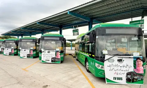 PML-N's 'gift': Buses promised by Maryam reach AJK as election commission warns against violating electoral code