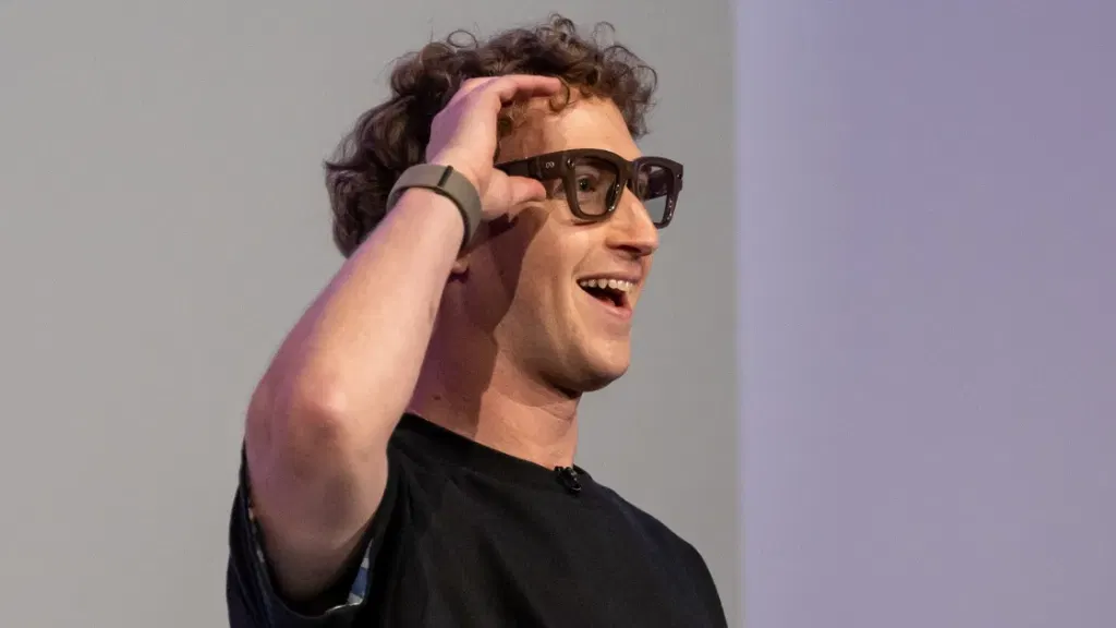 Meta May Launch a Pair of Camera-Free Smart Glasses Next Week