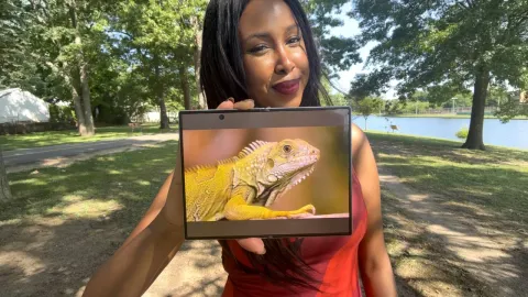 I'm Testing Samsung's Galaxy Z Fold 8 Right Now. Ask Me Anything