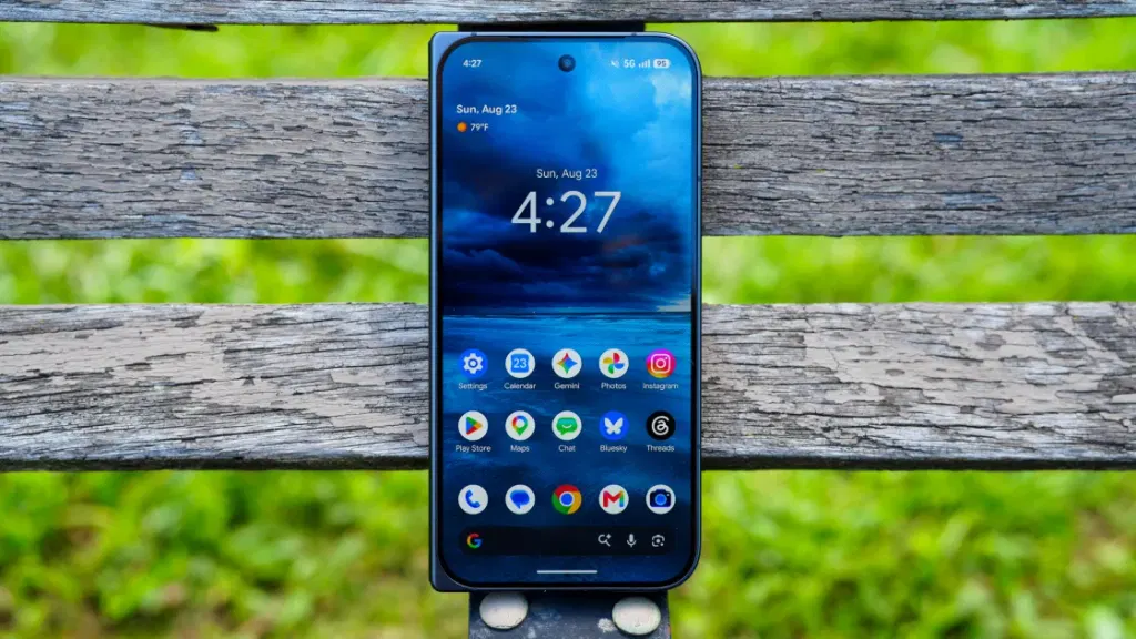 Google Pixel Phones Now Use AI to Make Boring Phone Calls for You