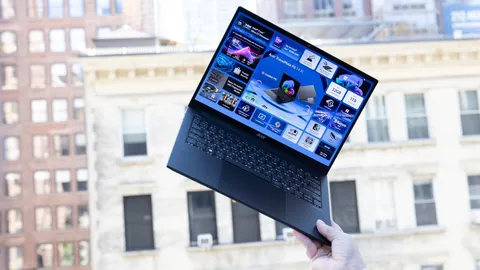 I Tried Acer’s New 1-Kilo TravelMate P6. It's Light Enough to Forget, Powerful Enough Not To