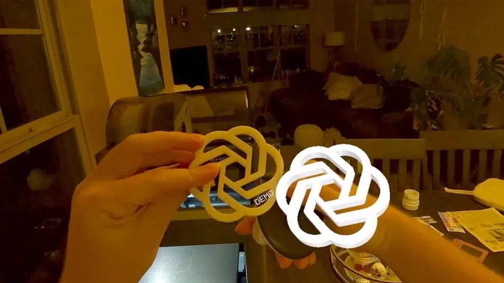 VR Modder Triggers 3D Printer by 'Throwing' Virtual Models At It