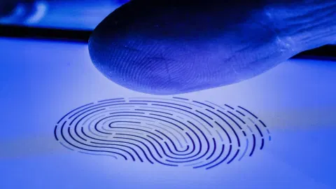 A Meta Exec's 150-Porn-Downloads-a-Day Habit, a 23-Year Botnet Bust, and $1M Phone Unlocks