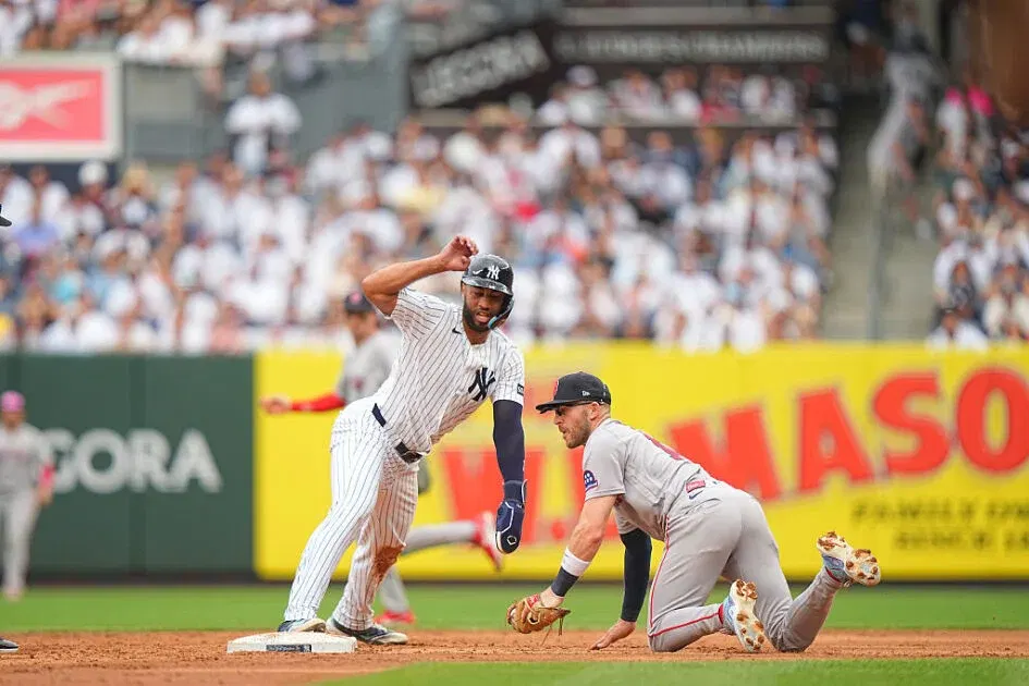 How to Watch the Boston Red Sox vs. the New York Yankees MLB Wild Card Game (Even for Free)