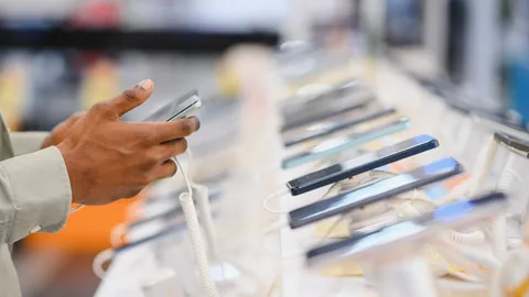 Smartphone Market Faces 'Worst Year on Record' Due to Iran, Memory Crunch