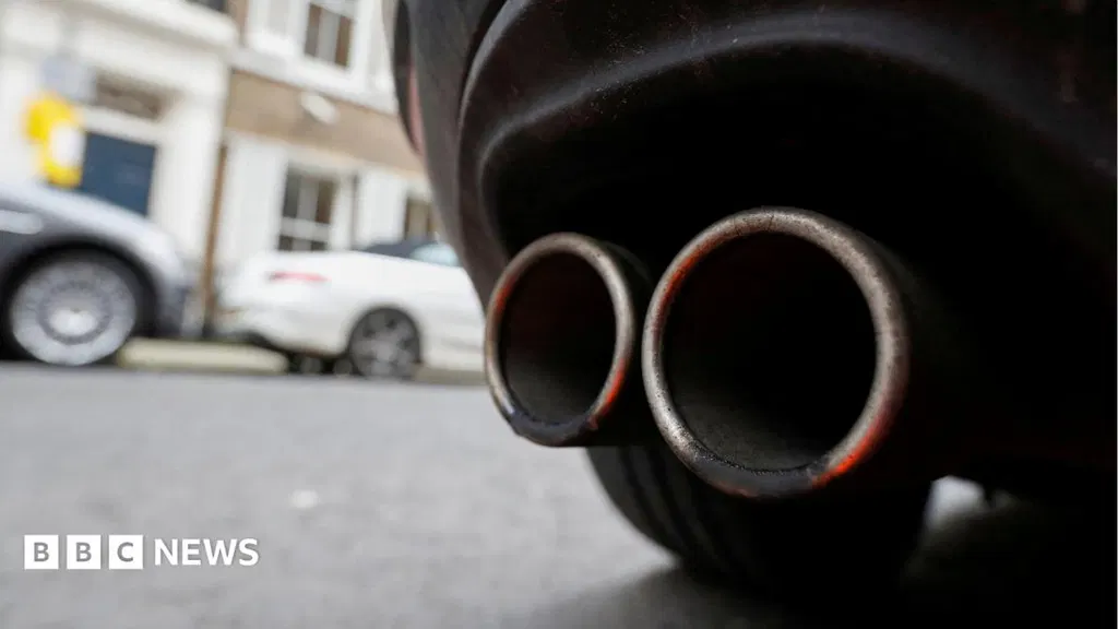 Leaving your engine running in Wales could cost you £150