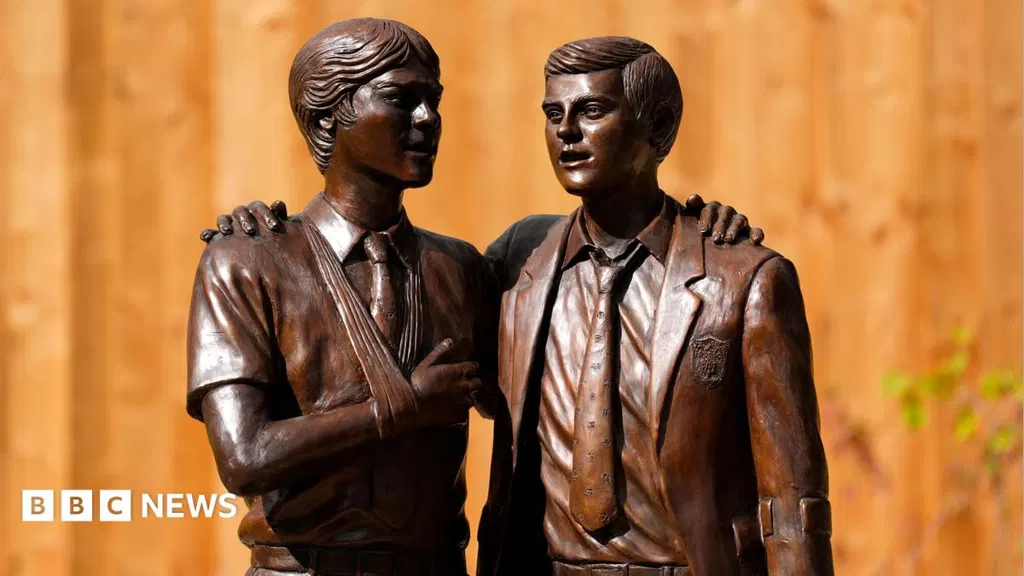 Memorial for pupils contaminated with HIV and hepatitis