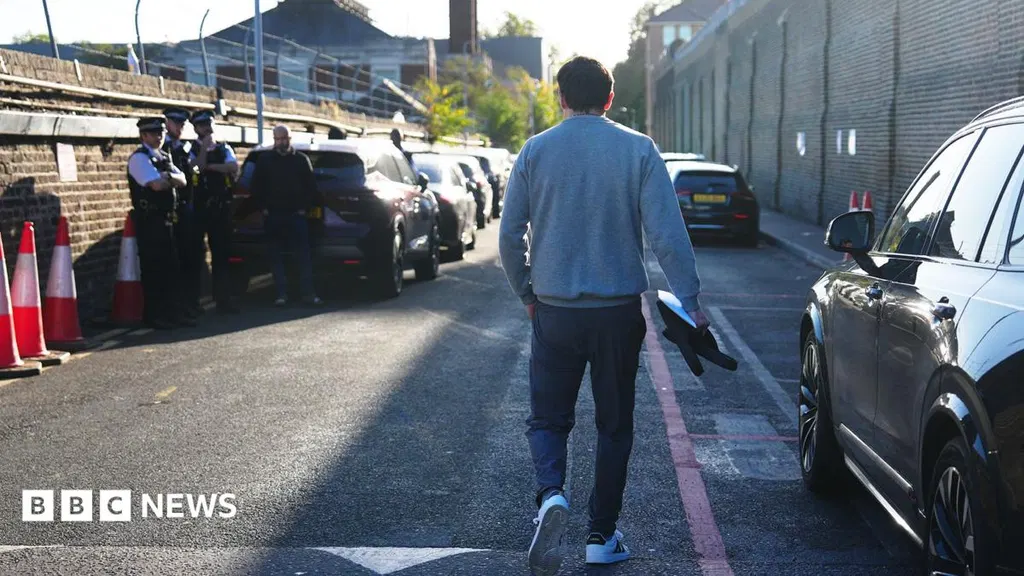 Hundreds of criminals start leaving prison under new early release scheme