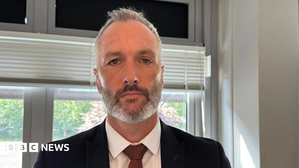 Detective admits 'upskirting' sex offences against a child