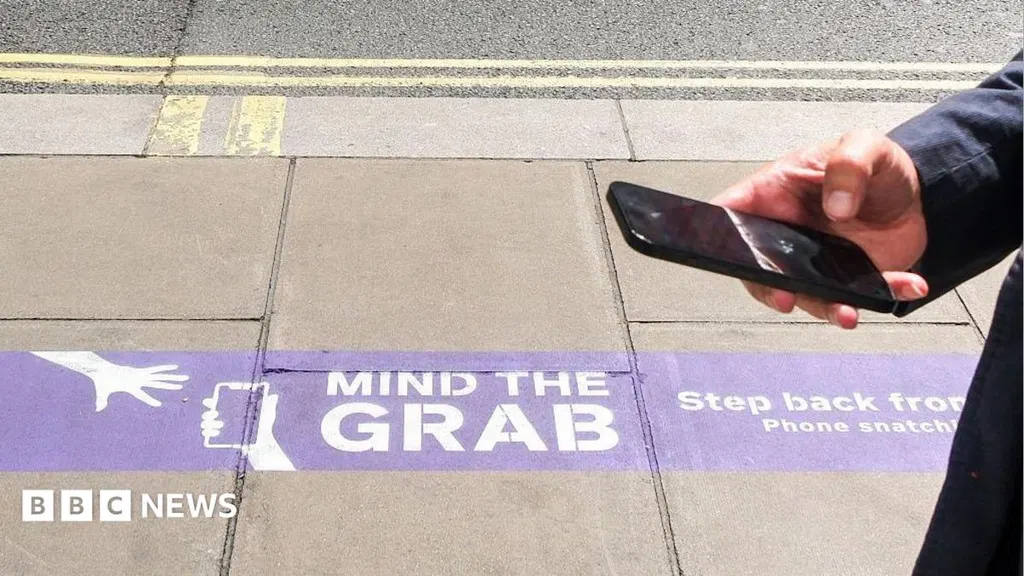 Ministers could force phone companies to add 'anti-theft protections'