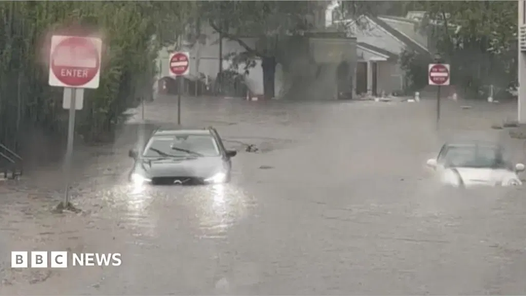 Flash flooding interrupts half-marathon, submerges cars