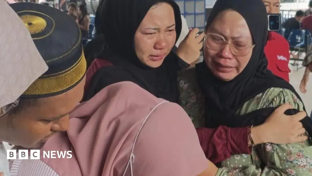 One dead, 102 rescued from Indonesian ferry that went missing in Java Sea