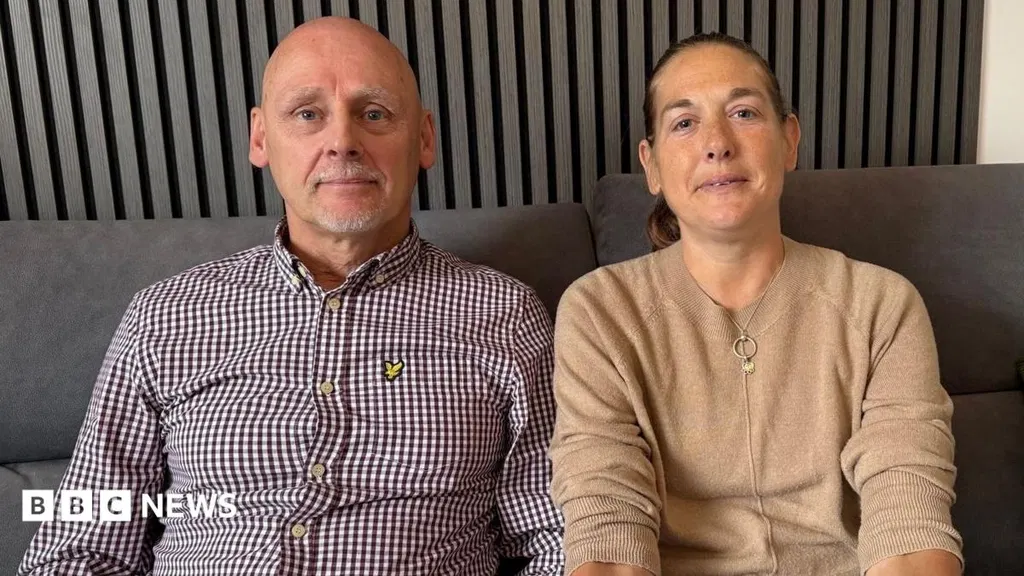 Mum's Facebook kidney plea prompts 'mind-blowing' gift from total stranger