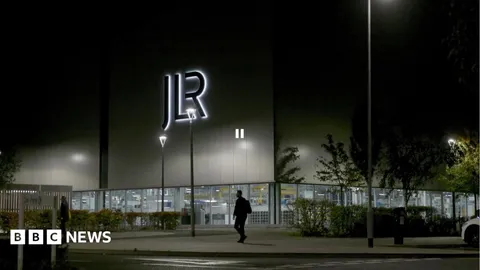 Hundreds of jobs to go at Jaguar Land Rover