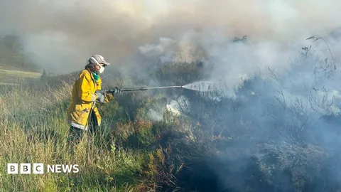 Cairngorm residents say wildfire response 'too slow'