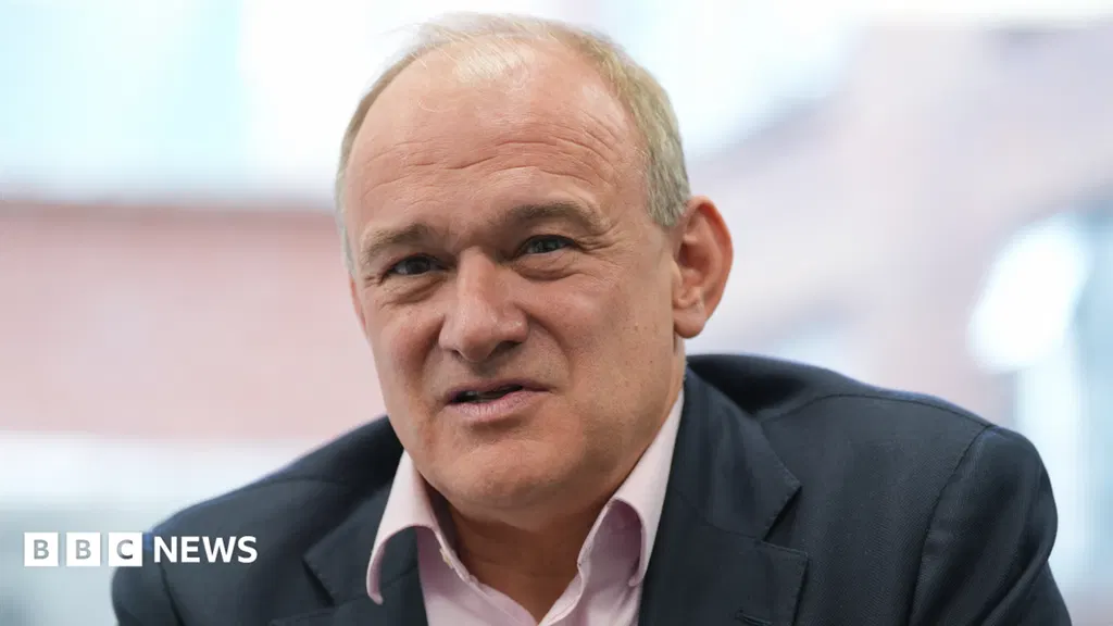 Lib Dem MPs criticise Davey over pension triple lock response