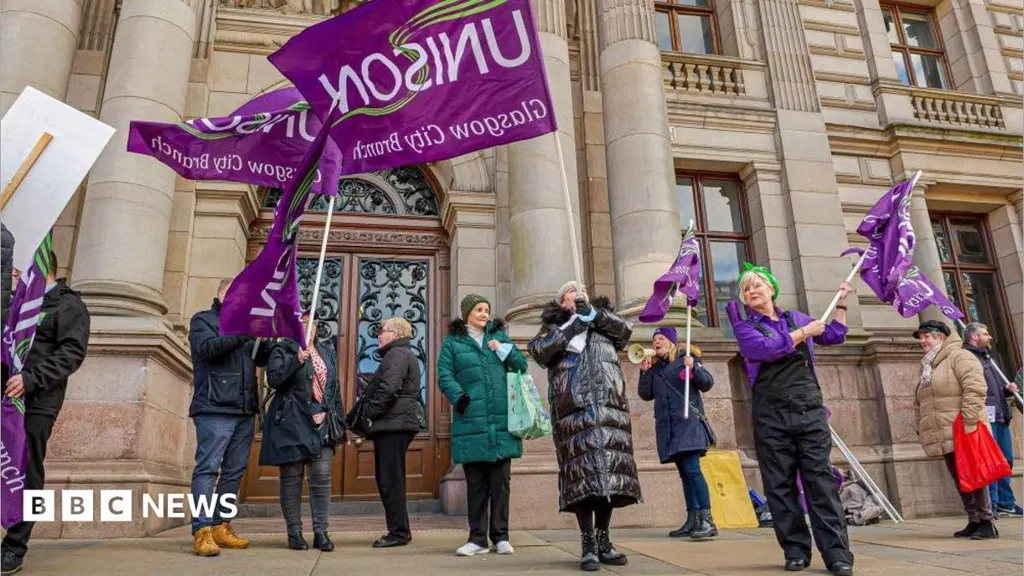 Council is letting staff down with fire and rehire plans, says worker