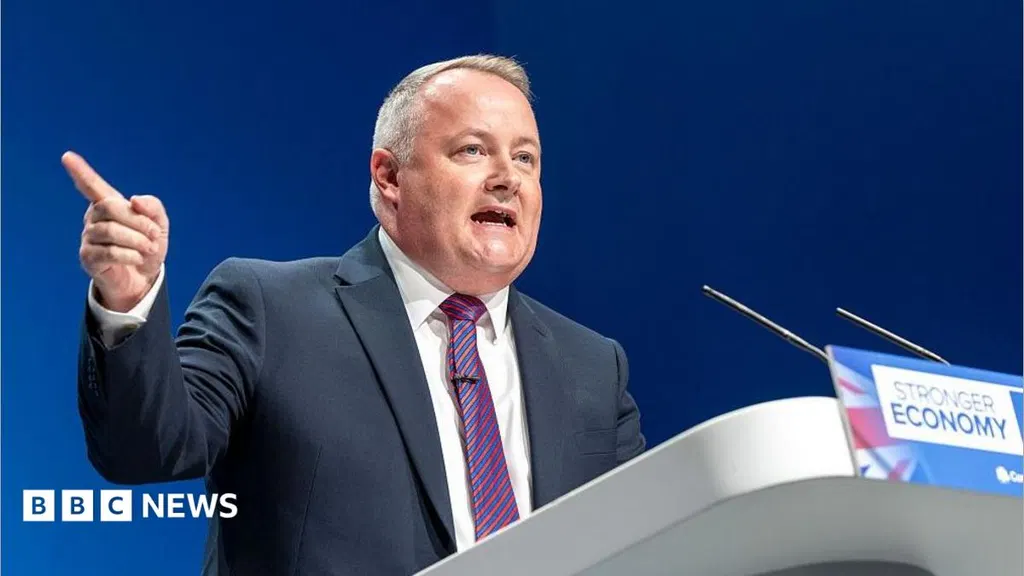 'Get on with the day job' - Welsh Tory leader attacks first minister's independence push