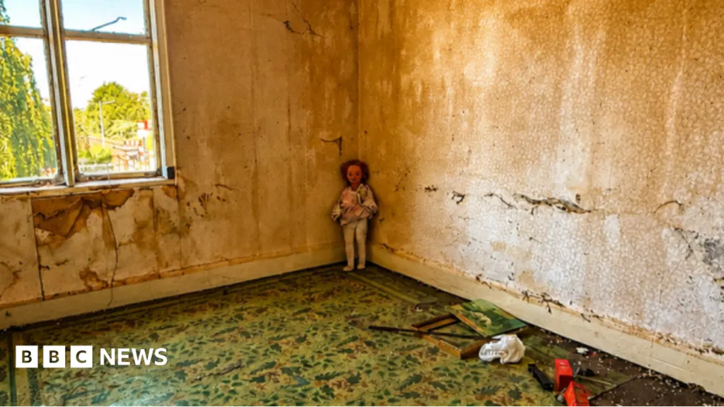 Inside the 'scariest house on Rightmove'