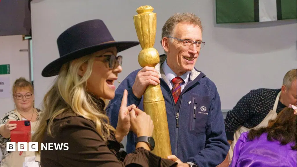 What's a golden spurtle and why do so many people want one?