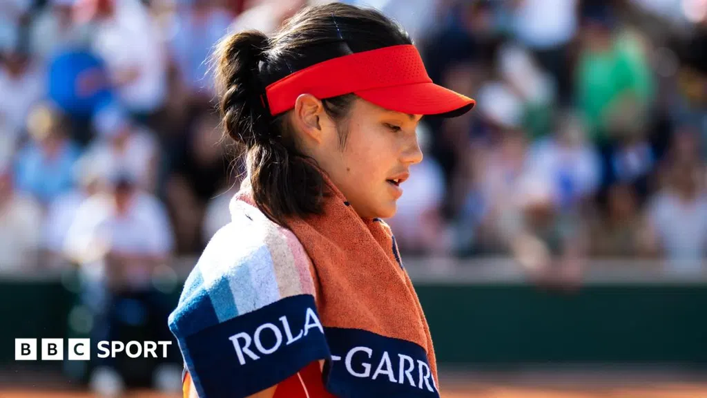 Raducanu beaten in French Open first round