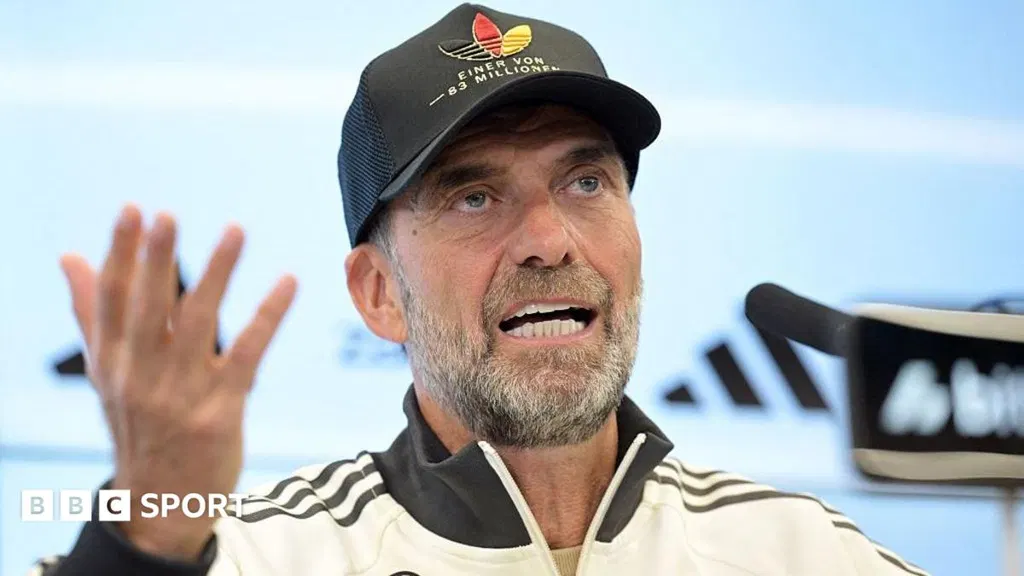 Klopp wants to 'reclaim' flag amid German elections