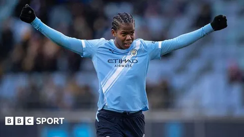 After firing Man City to title - is Shaw best striker in WSL history?