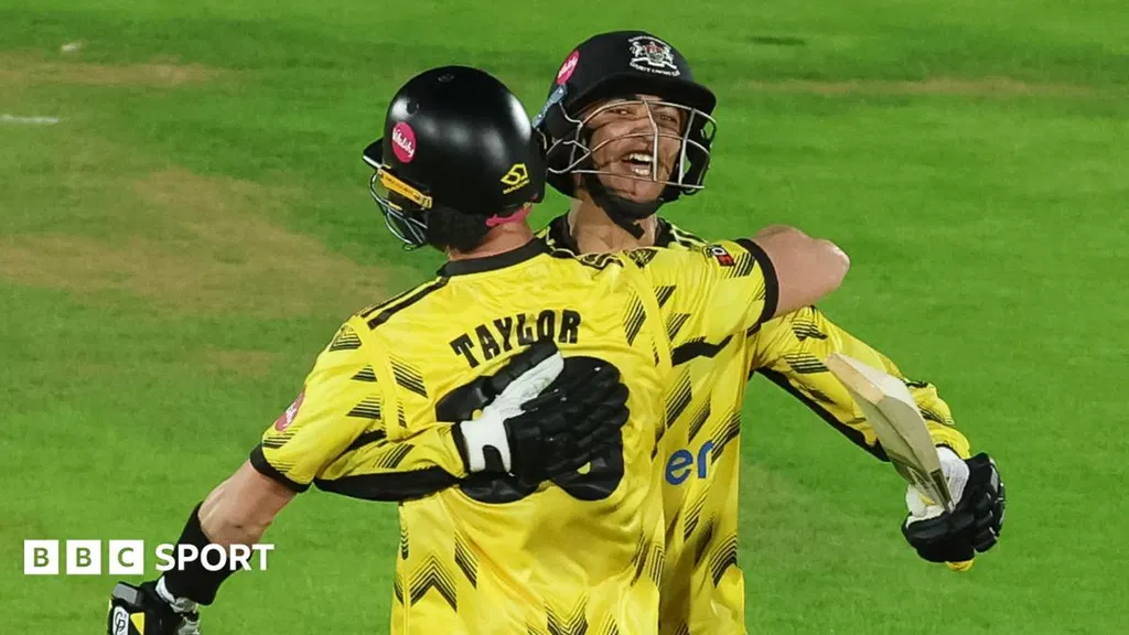 Gloucestershire edge last-ball thriller against Glamorgan