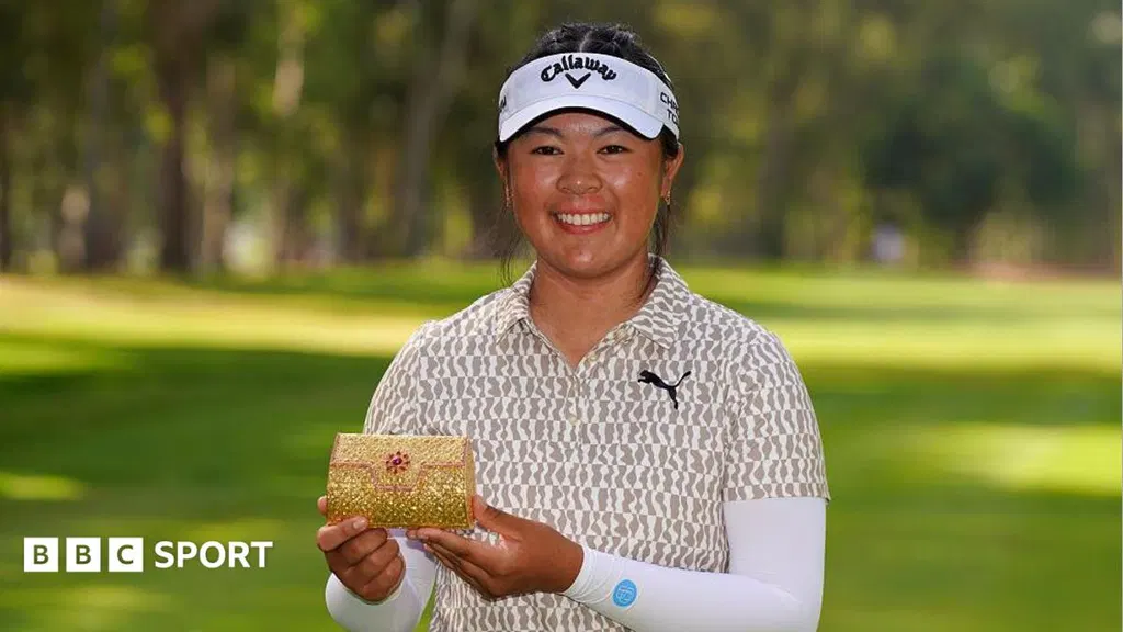 Huang, 17, makes LET history with Morocco victory