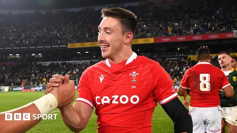 History-hunting Wales wing Adams setting PBs at 31