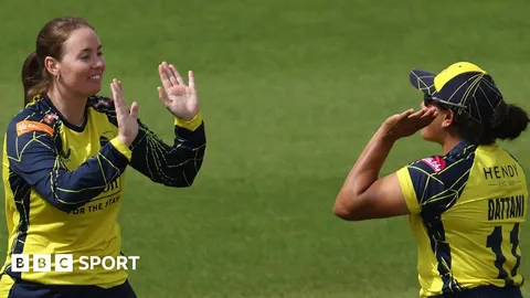 Hampshire & Surrey tie thriller - Women's T20 Blast round-up