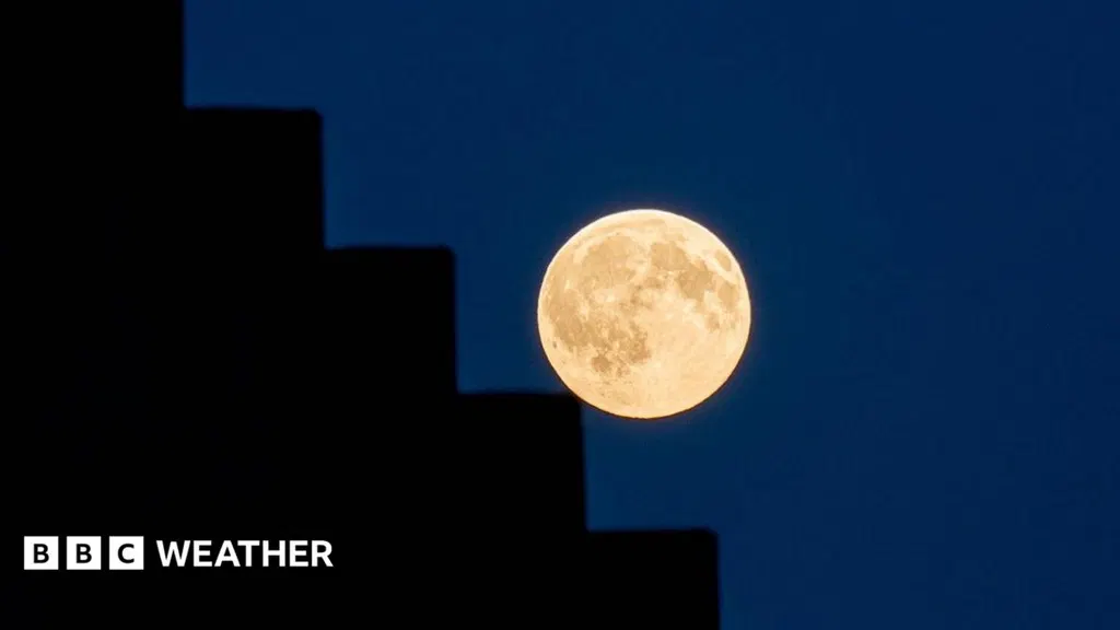 Your pictures of the Harvest Moon shimmering across the UK sky
