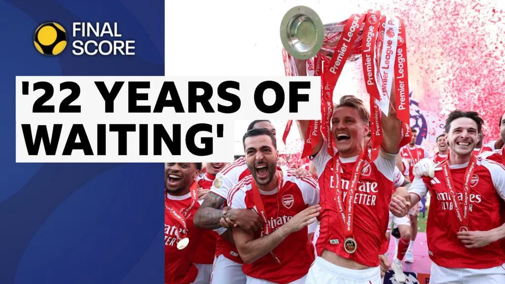Watch: Arsenal lift Premier League trophy