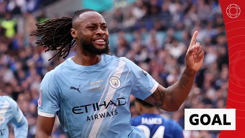 'Wow!' - Semenyo scores 'special' goal to give Man City lead