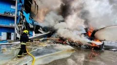 Ukraine rescuers pull dead from rubble after Russian strikes kill 18 people